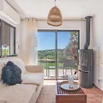 Apartment Casa Tres Limoes